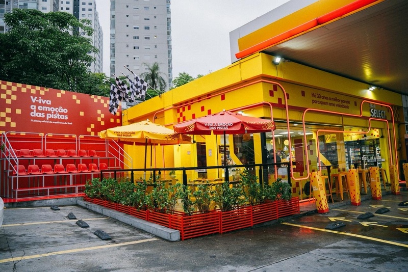 Shell Select inaugura loja emblemática em homenagem à Fórmula 1 em São Paulo